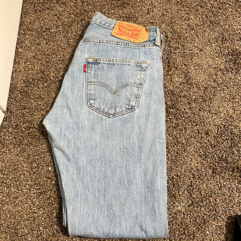 Levi Straight Jeans